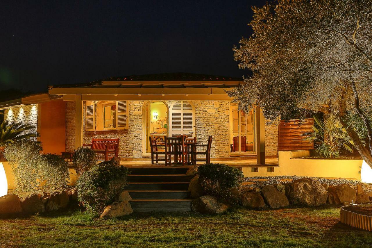 Villa Cartarana Bonifacio  Bagian luar foto
