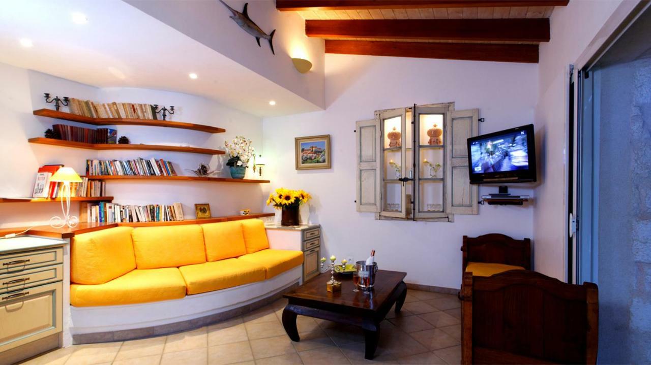Villa Cartarana Bonifacio  Bagian luar foto